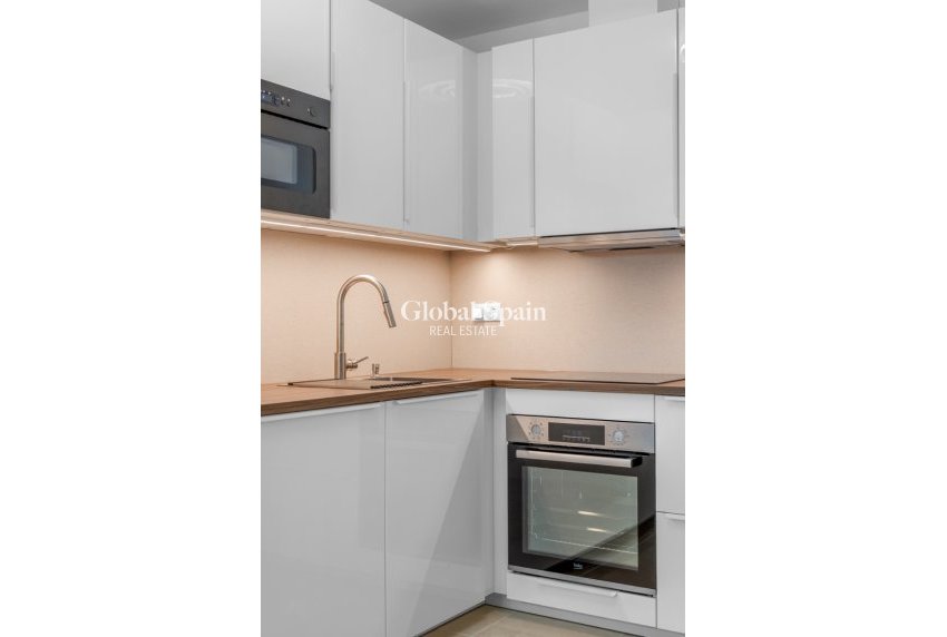 Venta - Apartamento -
TORREVIEJA - Playa del Cura