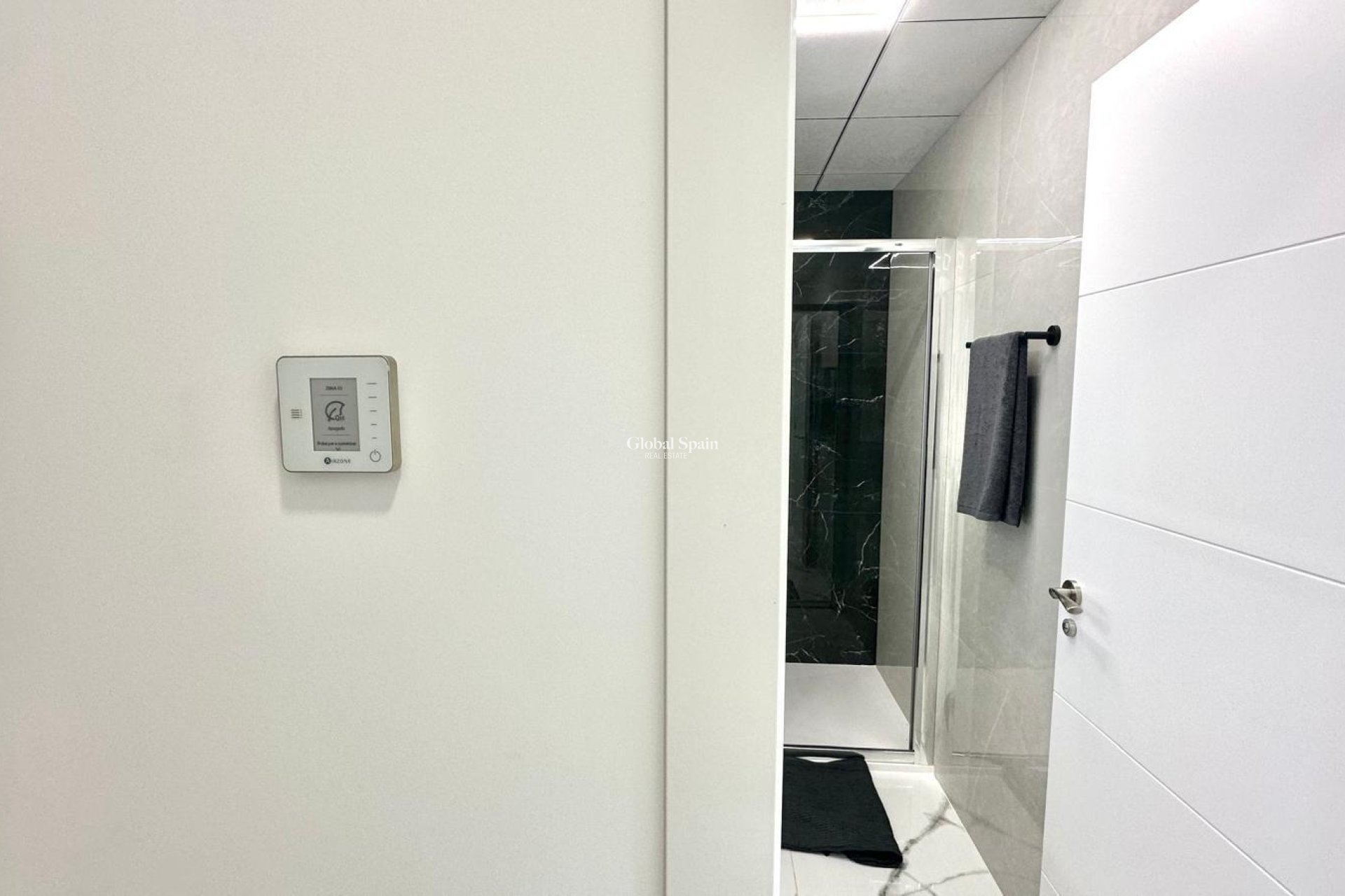 Venta - APARTAMENTO -
TORREVIEJA - Playa del Cura