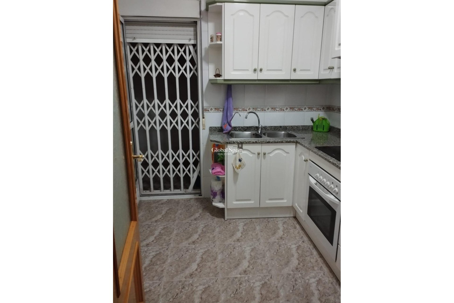 Venta - APARTAMENTO -
TORREVIEJA - Playa del Cura