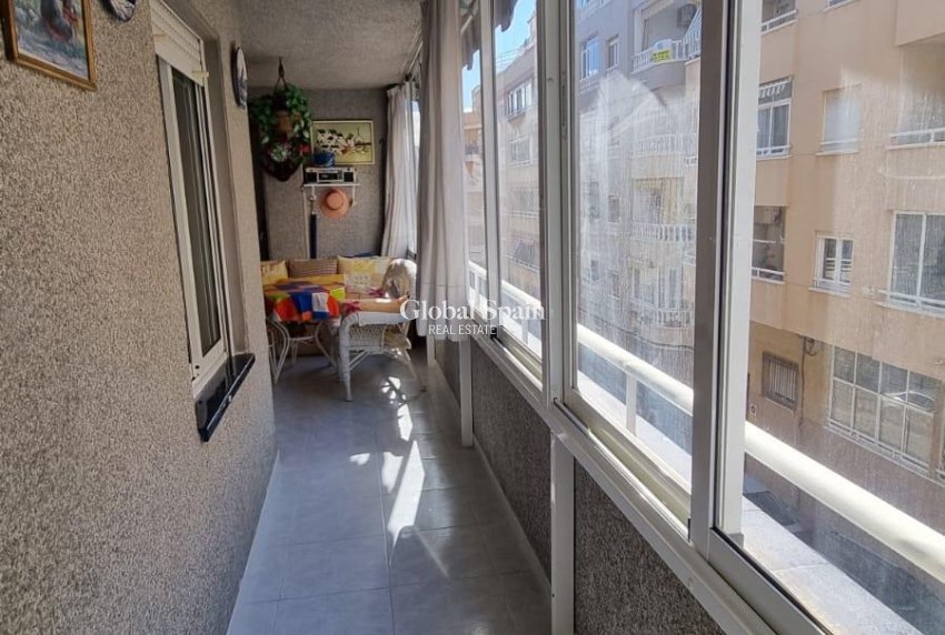 Venta - APARTAMENTO -
TORREVIEJA - Playa del Cura