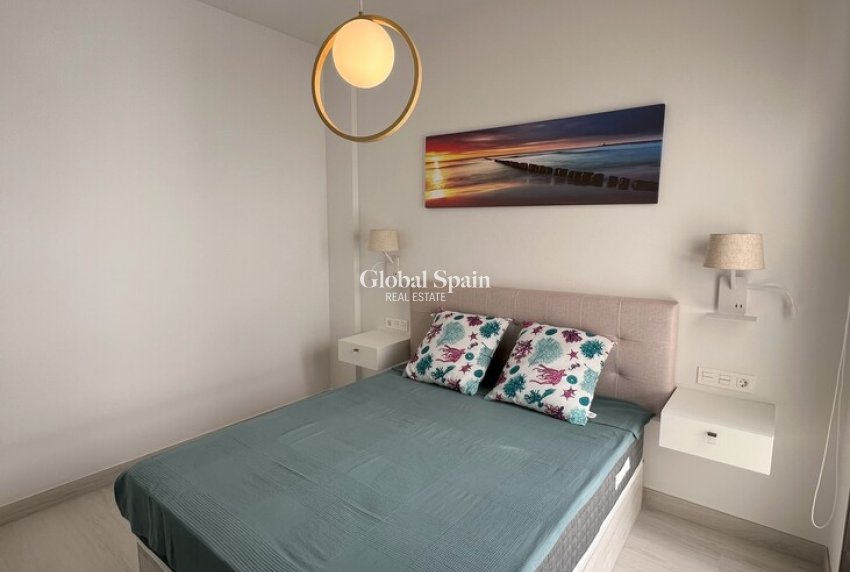 Venta - APARTAMENTO -
TORREVIEJA - Playa del Cura