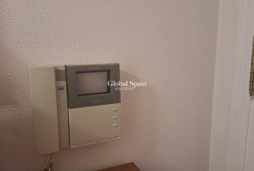 Venta - APARTAMENTO -
TORREVIEJA - Playa del Cura