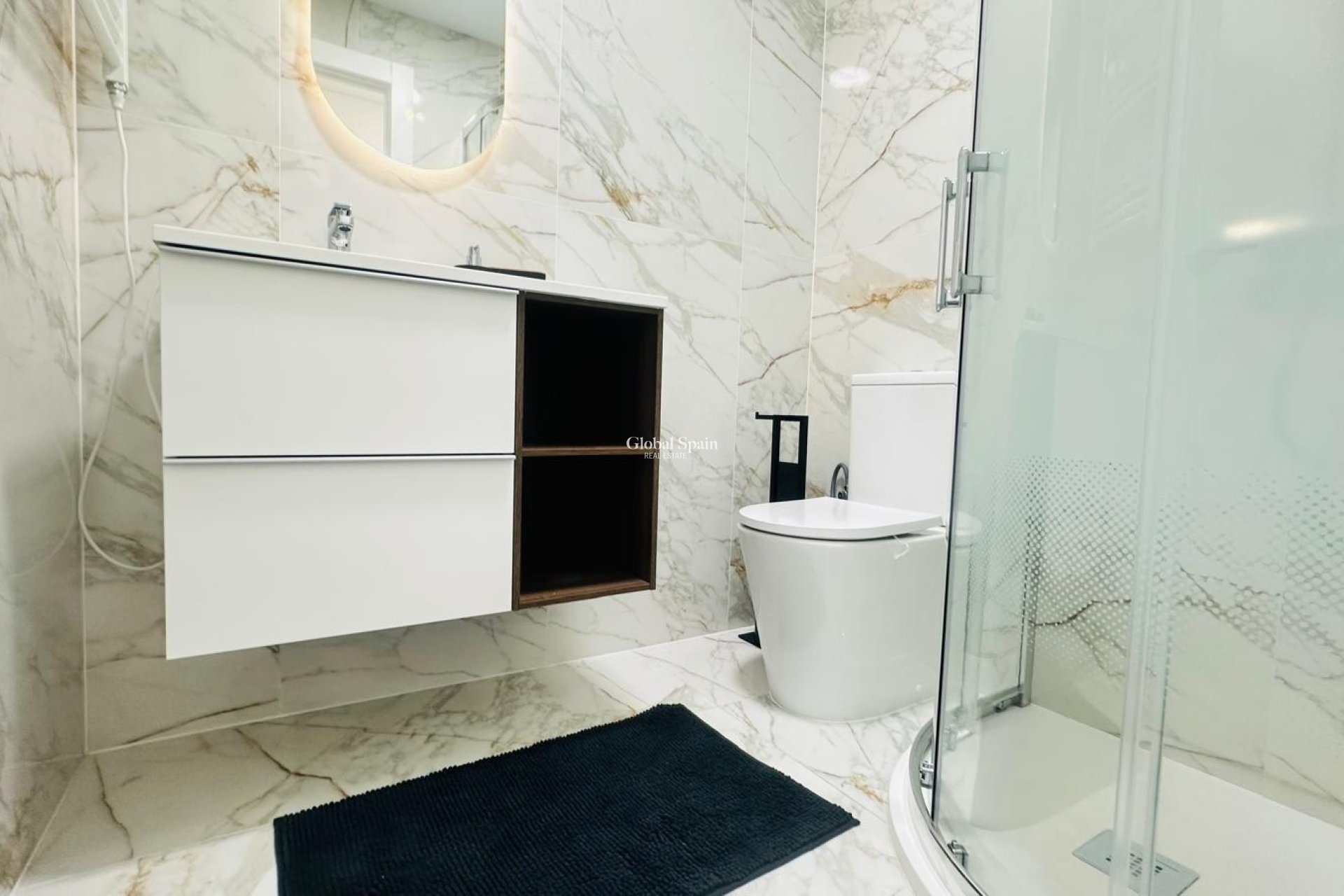 Venta - APARTAMENTO -
TORREVIEJA - Playa del Cura