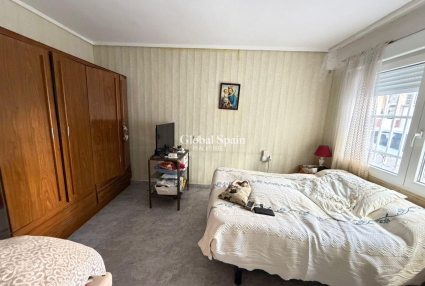 Venta - APARTAMENTO -
TORREVIEJA - Playa del Cura