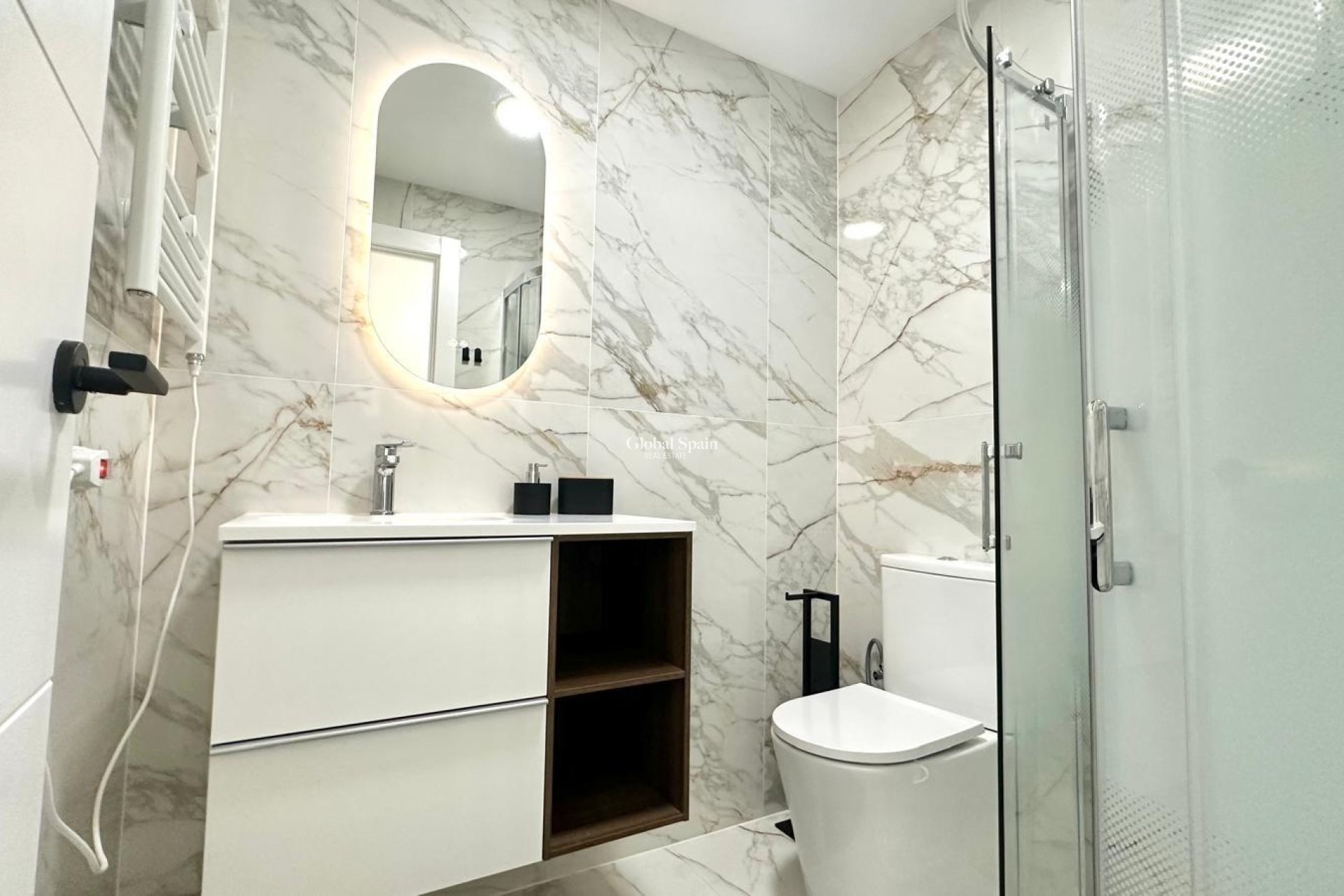 Venta - APARTAMENTO -
TORREVIEJA - Playa del Cura