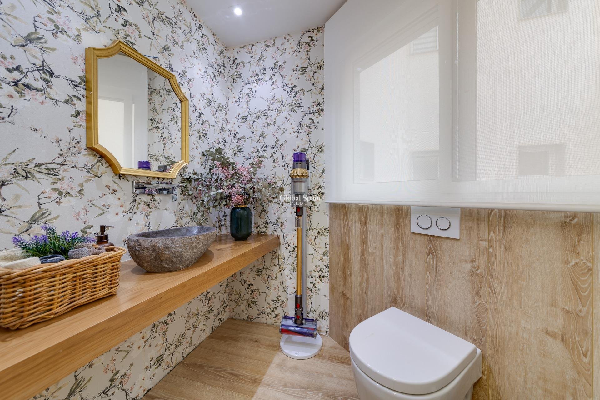 Venta - APARTAMENTO -
TORREVIEJA - Playa del Cura