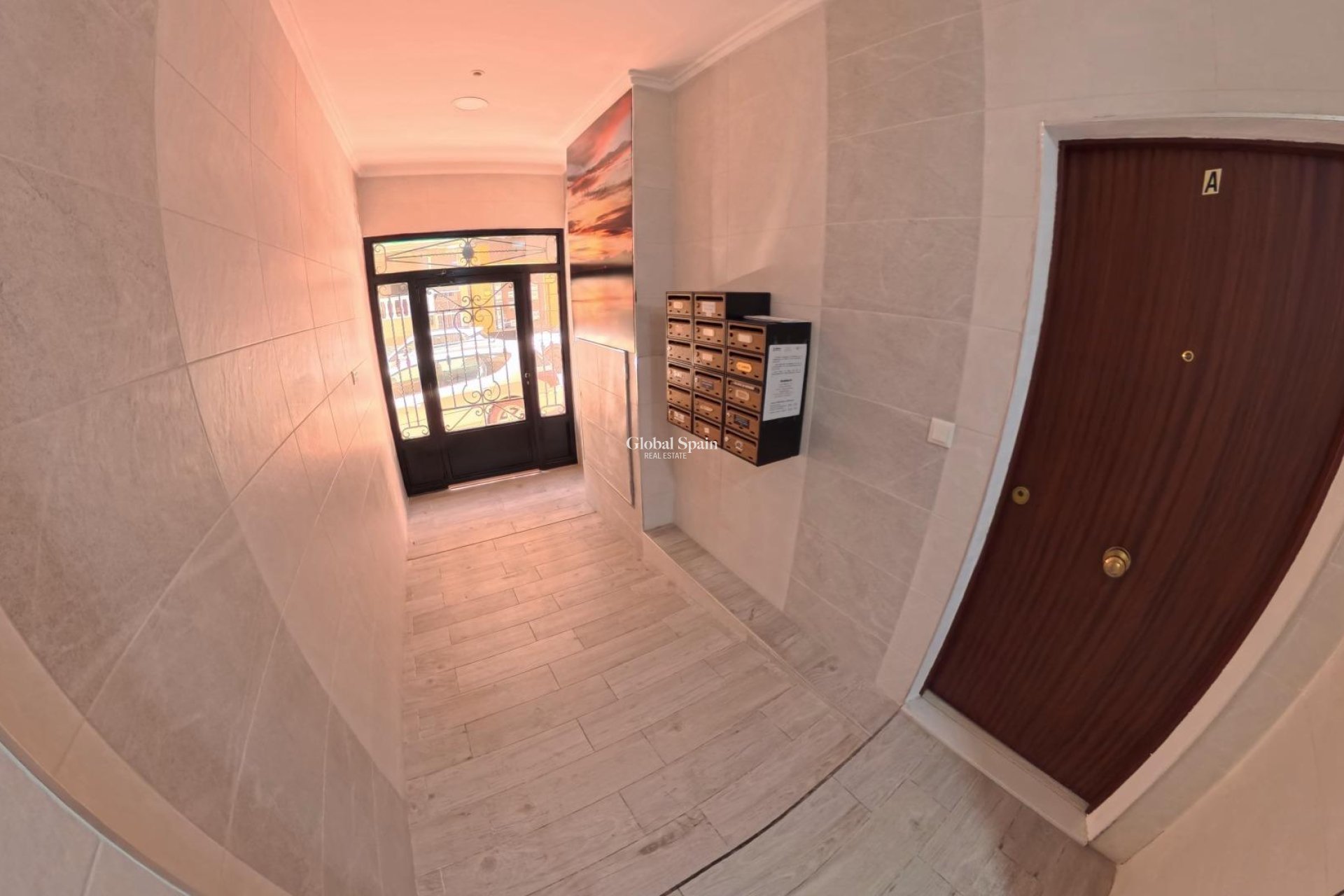 Venta - APARTAMENTO -
TORREVIEJA - Playa del Cura