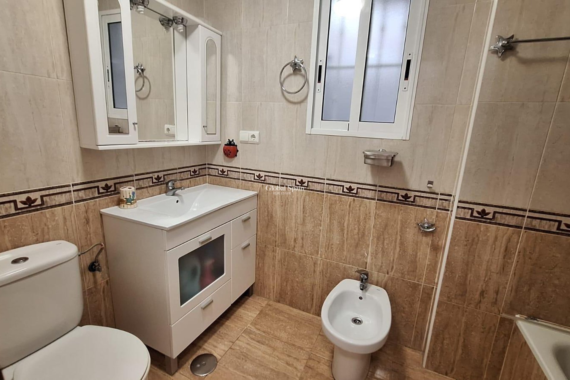 Venta - APARTAMENTO -
TORREVIEJA - Playa del Cura