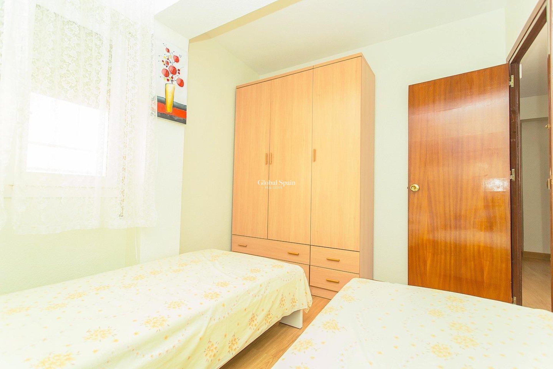 Venta - APARTAMENTO -
TORREVIEJA - Playa del Cura