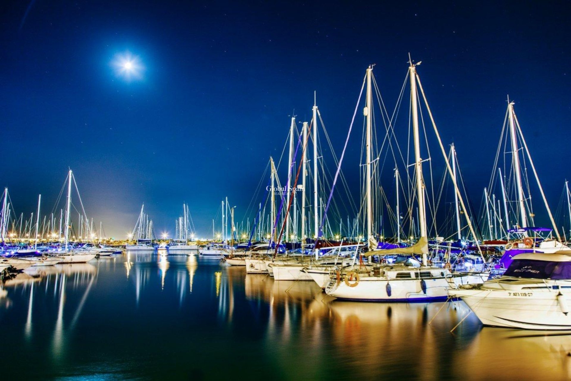 Venta - APARTAMENTO -
TORREVIEJA - Playa del Cura