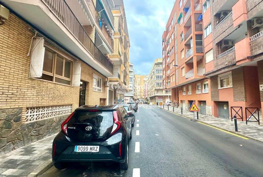 Venta - APARTAMENTO -
TORREVIEJA - Playa del Cura