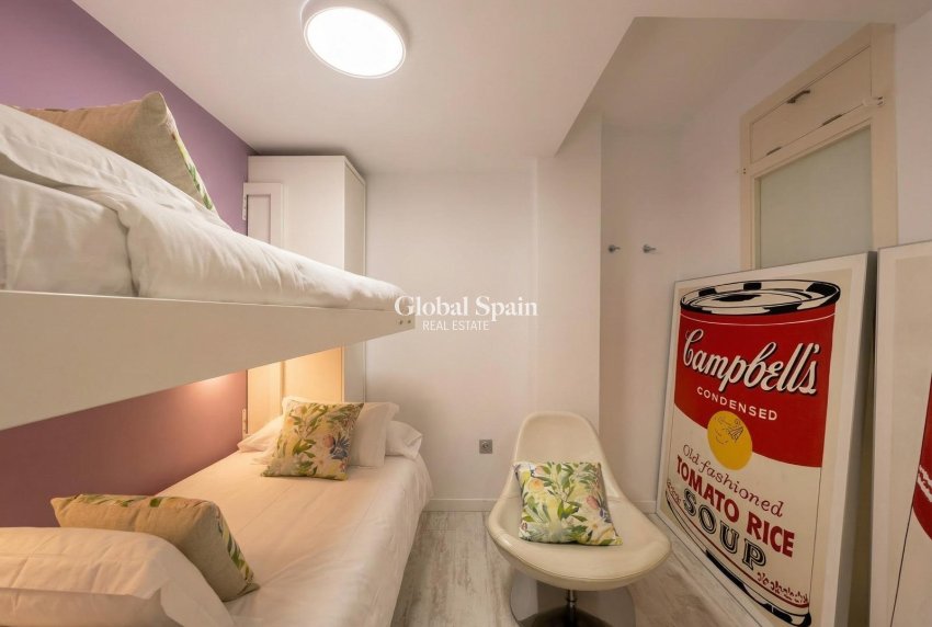 Venta - APARTAMENTO -
TORREVIEJA - Playa del Cura