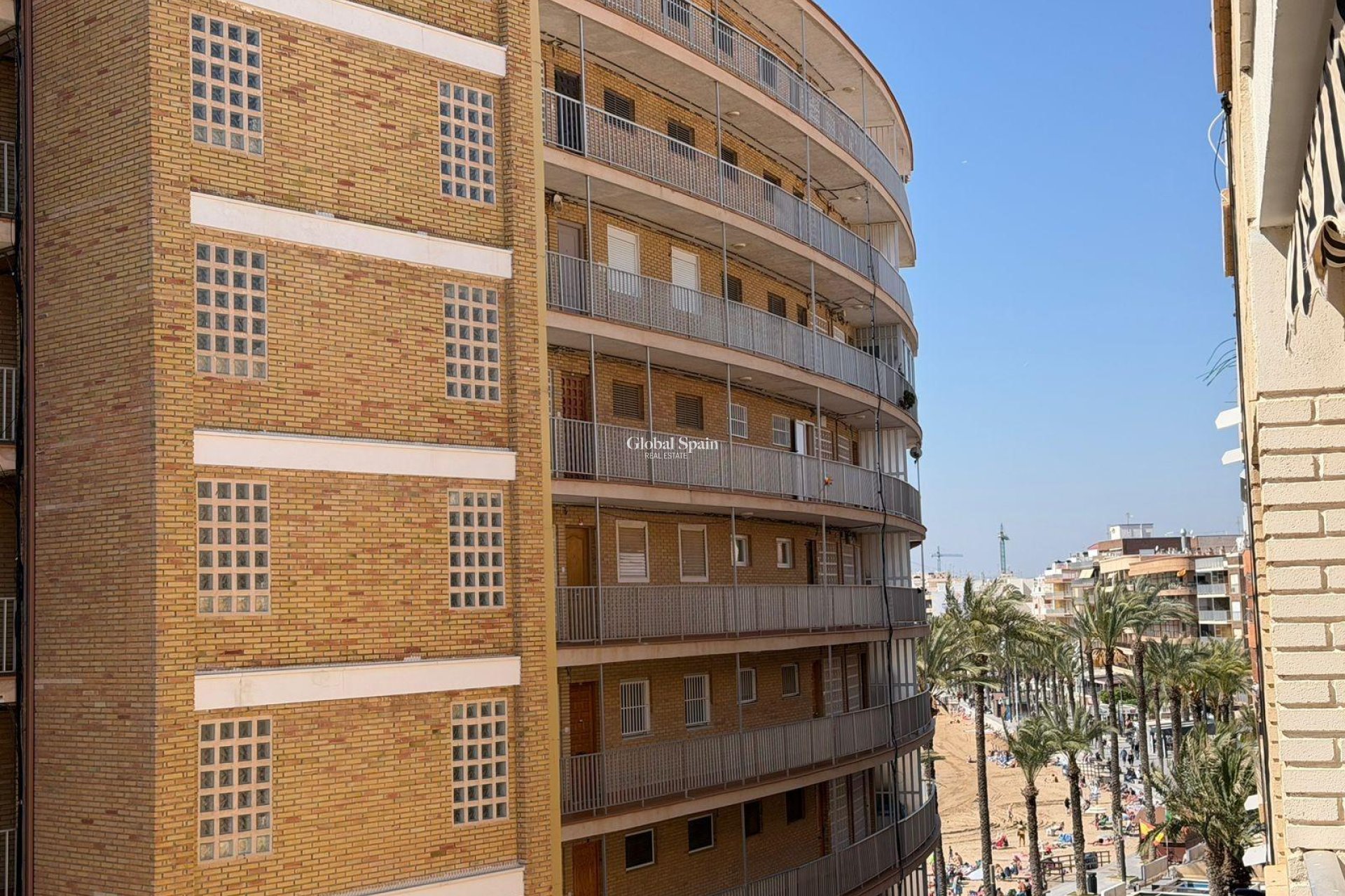 Venta - APARTAMENTO -
TORREVIEJA - Playa del Cura