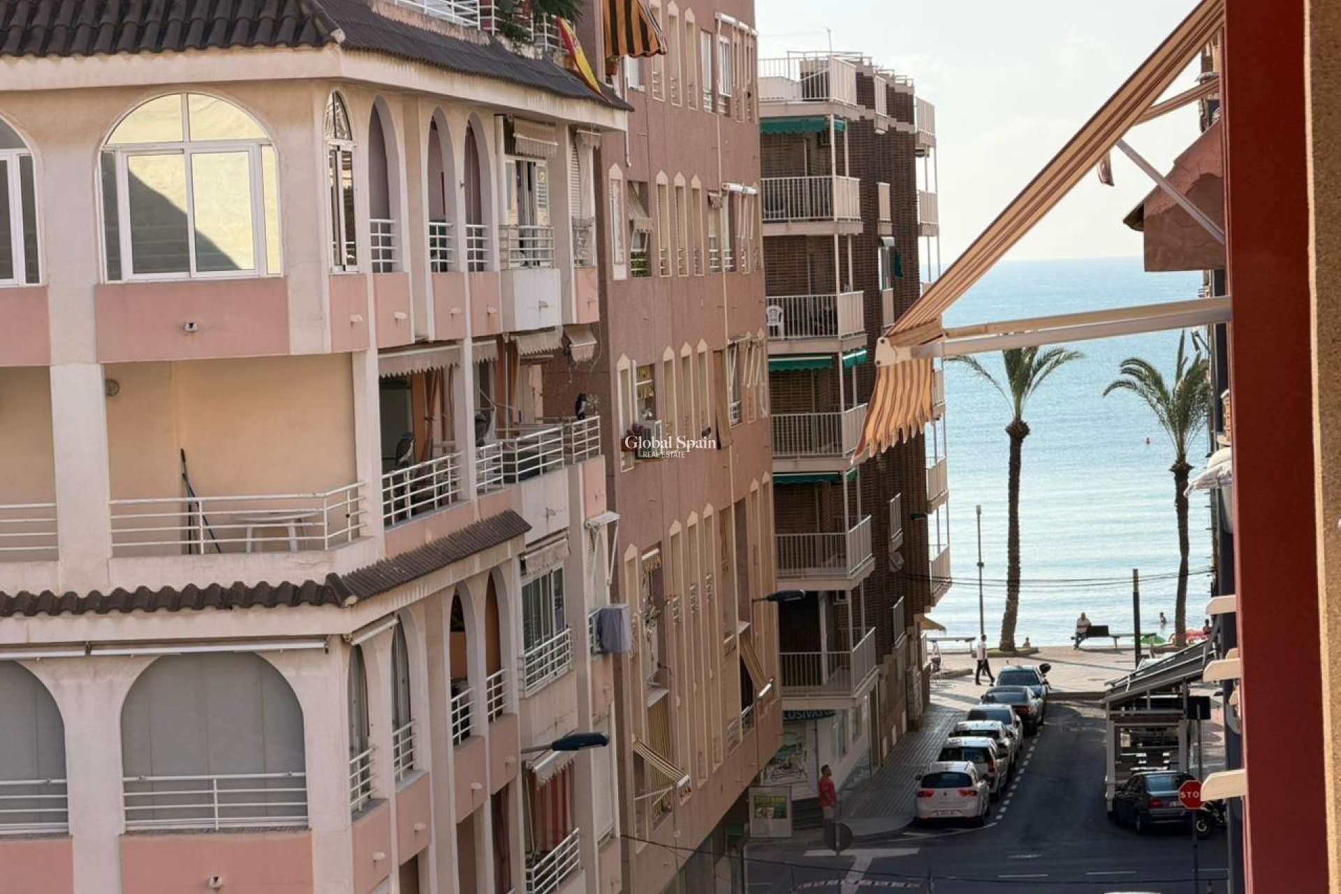 Venta - APARTAMENTO -
TORREVIEJA - Playa del Cura