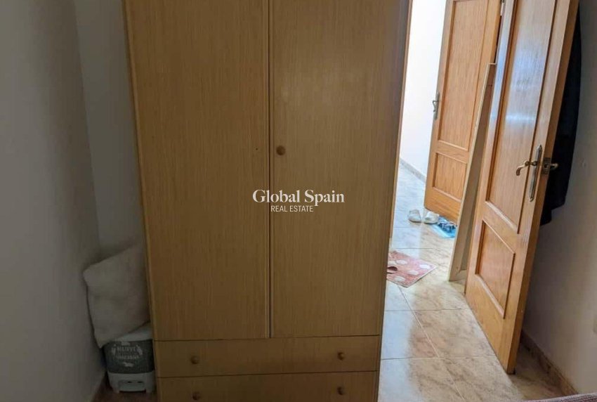 Venta - APARTAMENTO -
TORREVIEJA - Playa del Cura