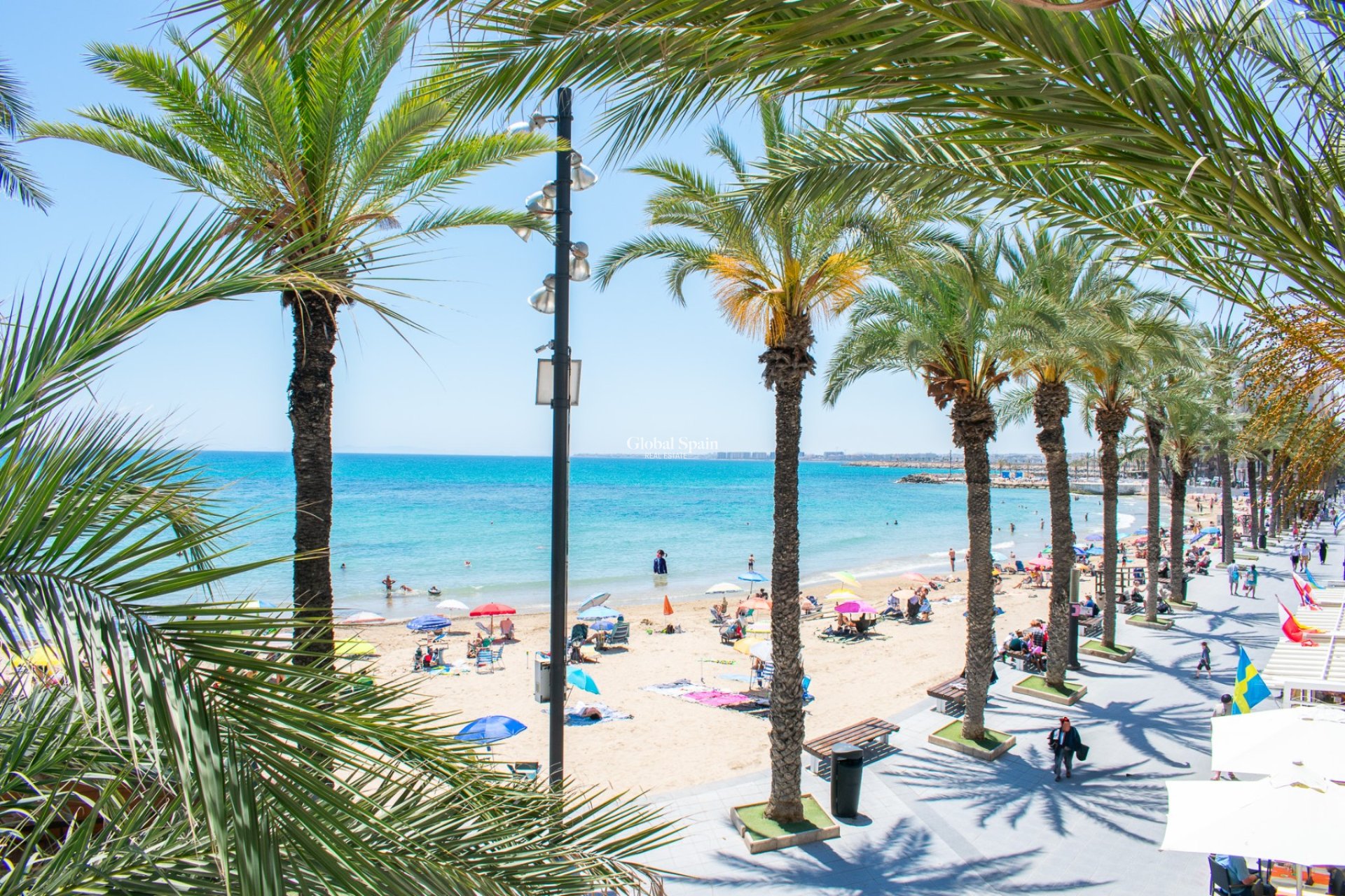 Venta - APARTAMENTO -
TORREVIEJA - Playa del Cura