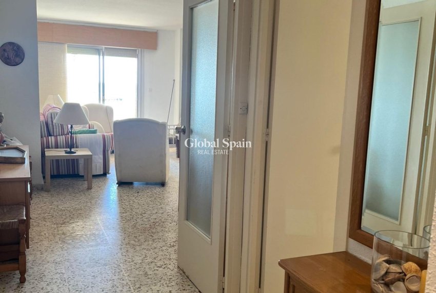 Venta - APARTAMENTO -
TORREVIEJA - Playa del Cura