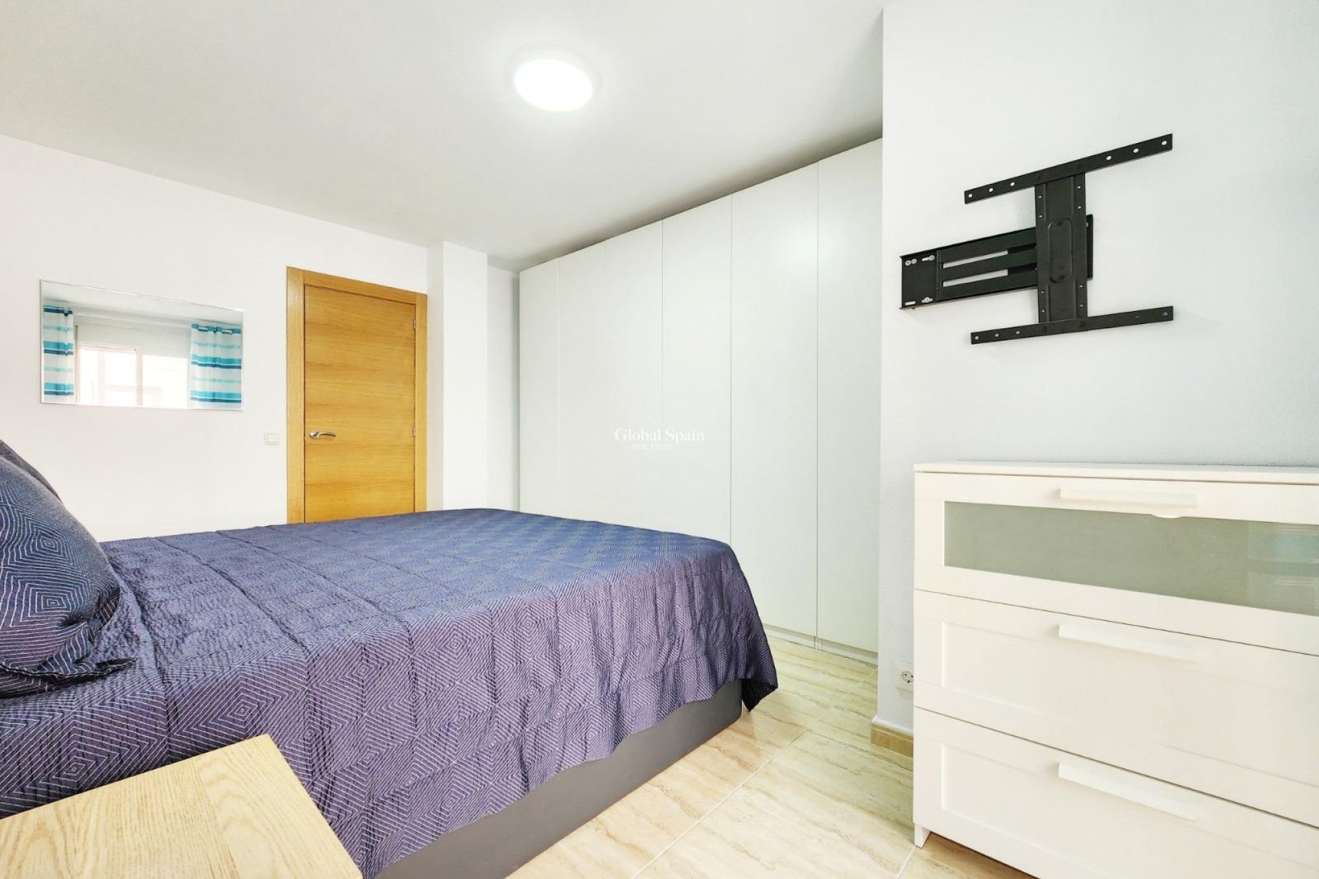 Venta - APARTAMENTO -
TORREVIEJA - Playa del Cura