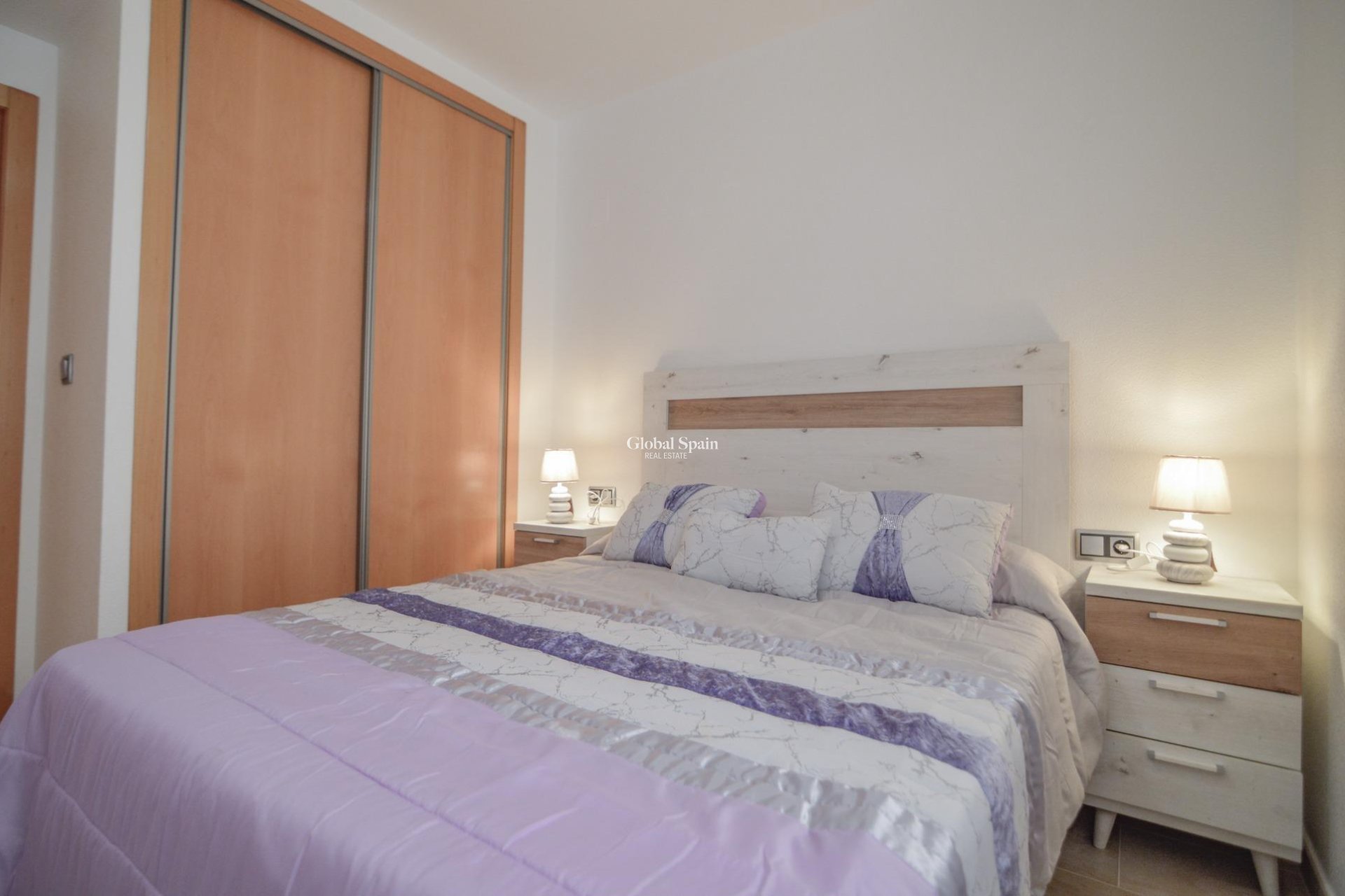 Venta - APARTAMENTO -
TORREVIEJA - Playa del Cura