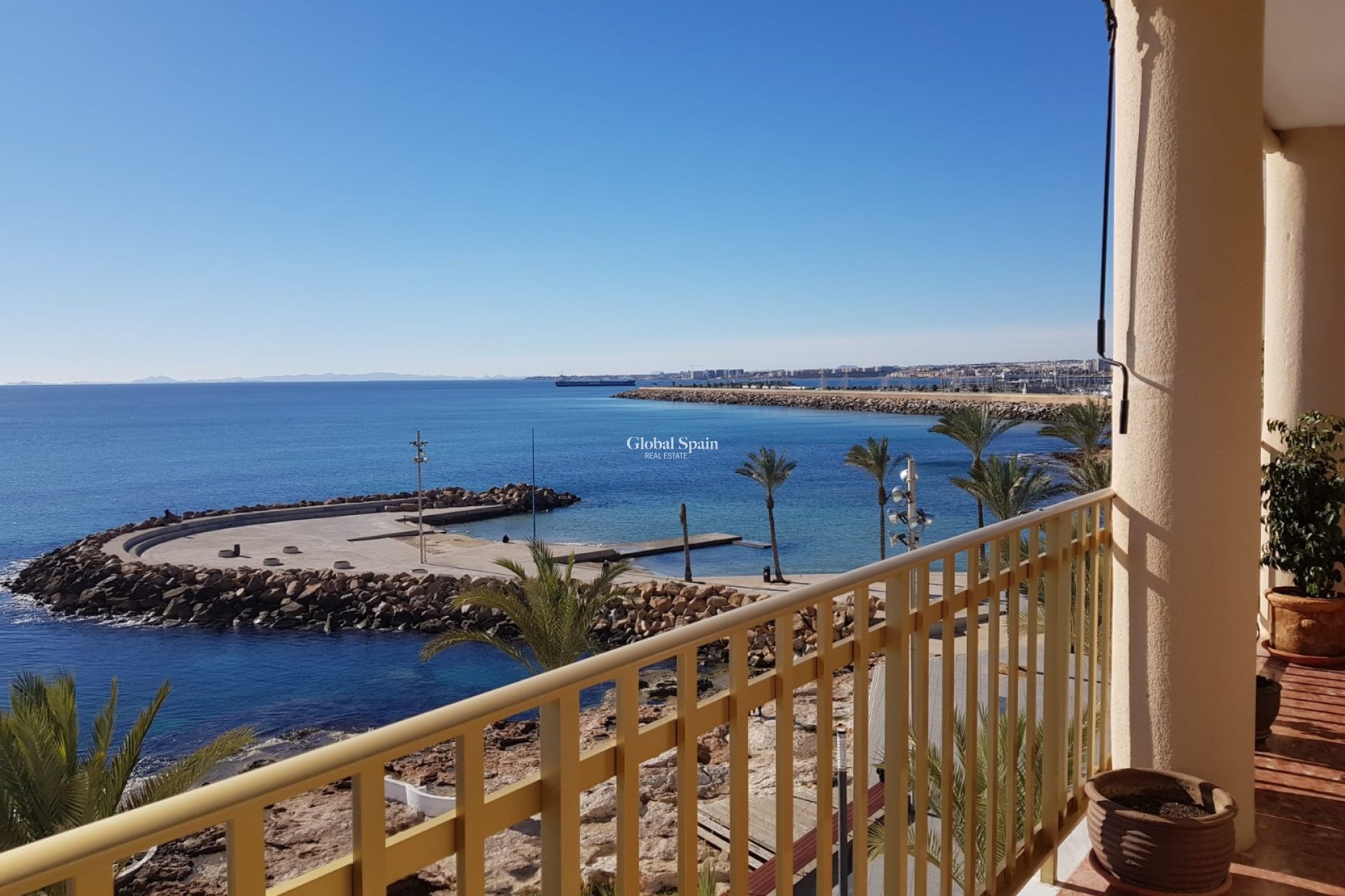 Venta - APARTAMENTO -
TORREVIEJA - Playa del Cura