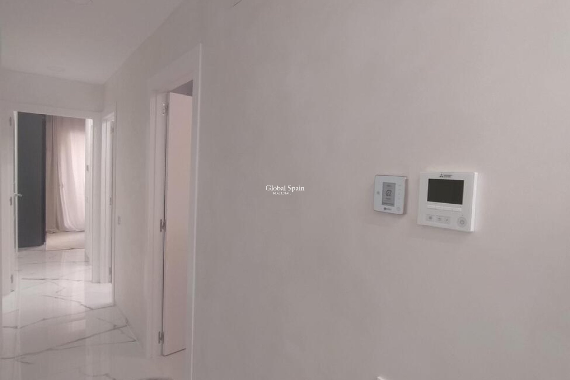 Venta - APARTAMENTO -
TORREVIEJA - Playa del Cura
