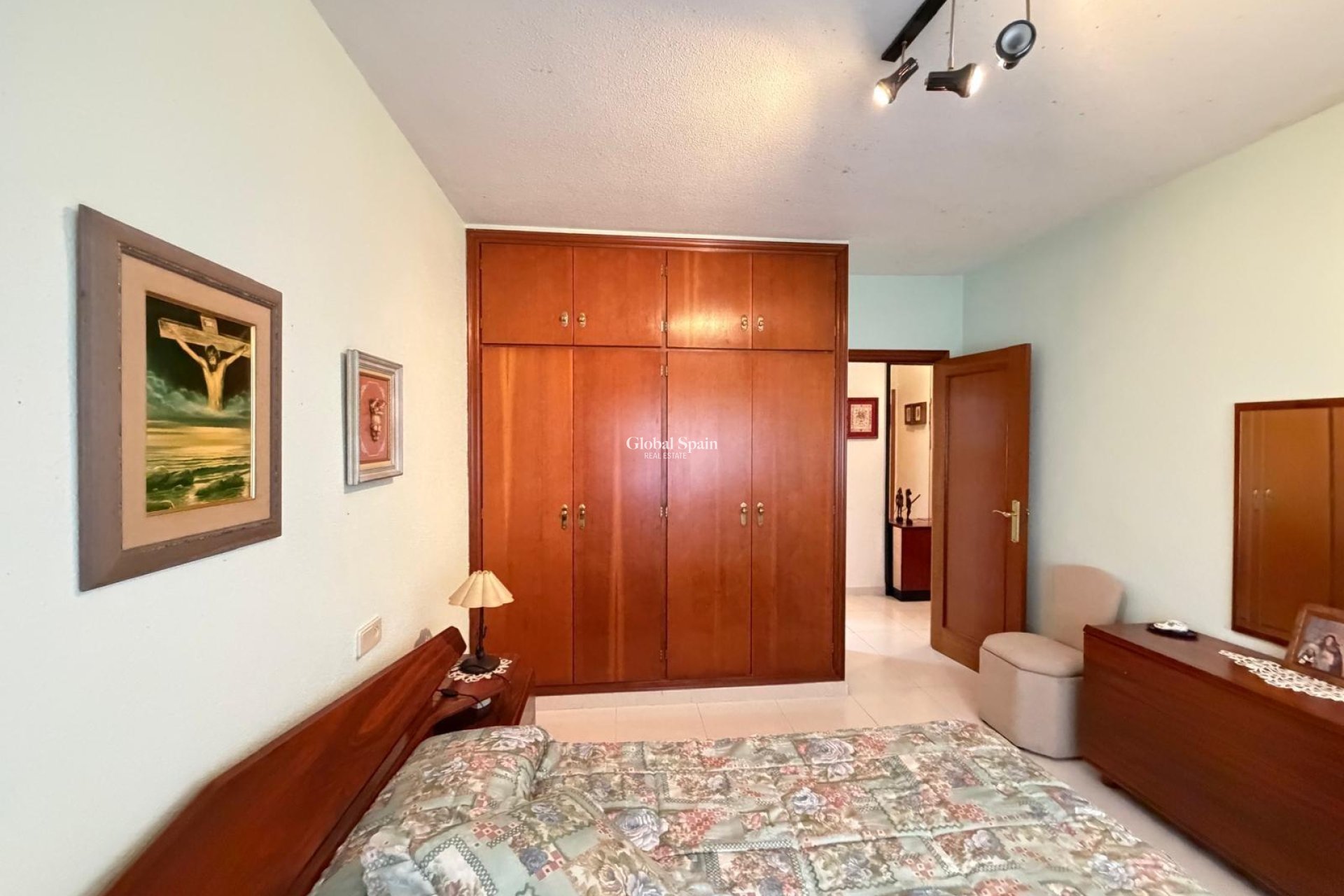 Venta - APARTAMENTO -
TORREVIEJA - Playa del Cura