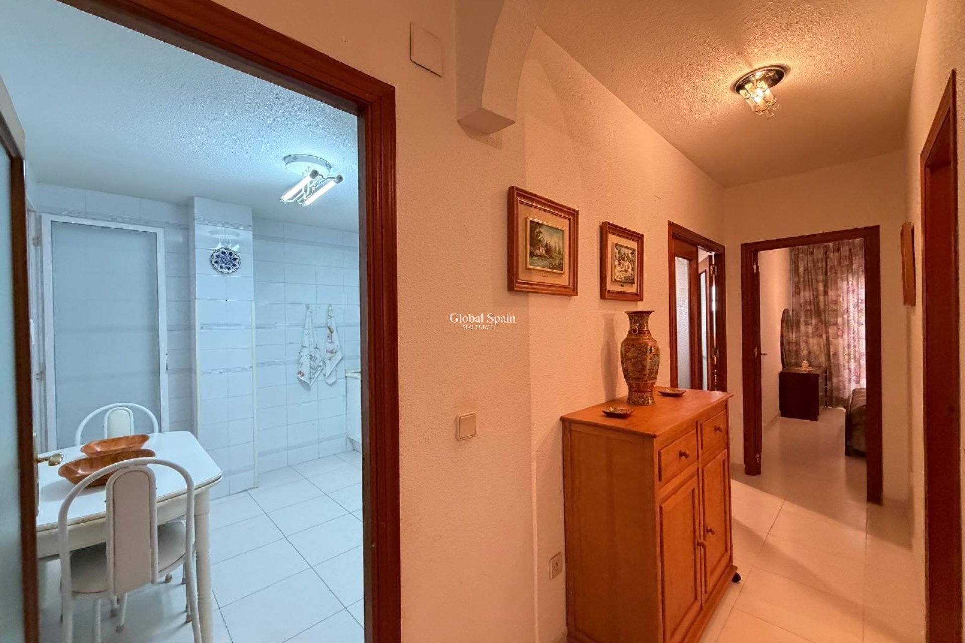 Venta - APARTAMENTO -
TORREVIEJA - Playa del Cura