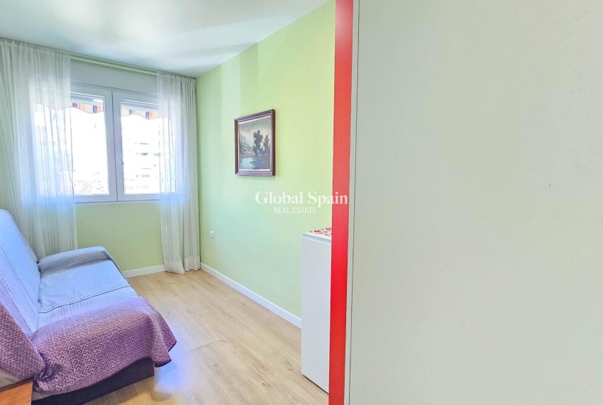 Venta - APARTAMENTO -
TORREVIEJA - Playa del Cura