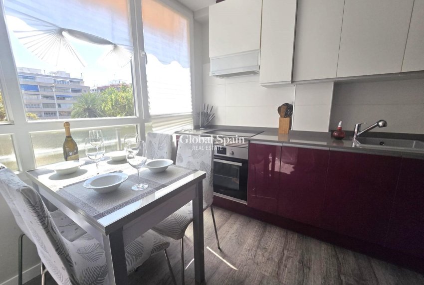 Venta - APARTAMENTO -
TORREVIEJA - Playa del Cura