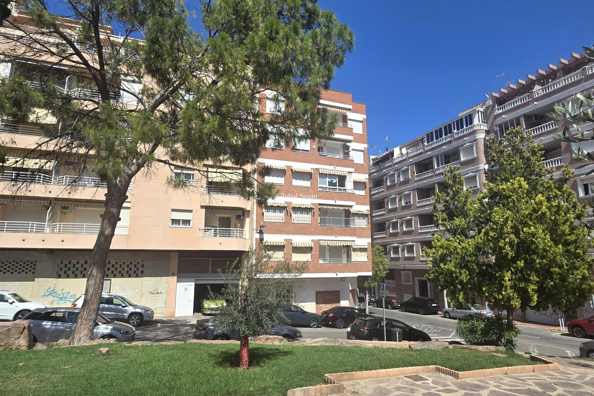 Venta - APARTAMENTO -
TORREVIEJA - Playa del Cura