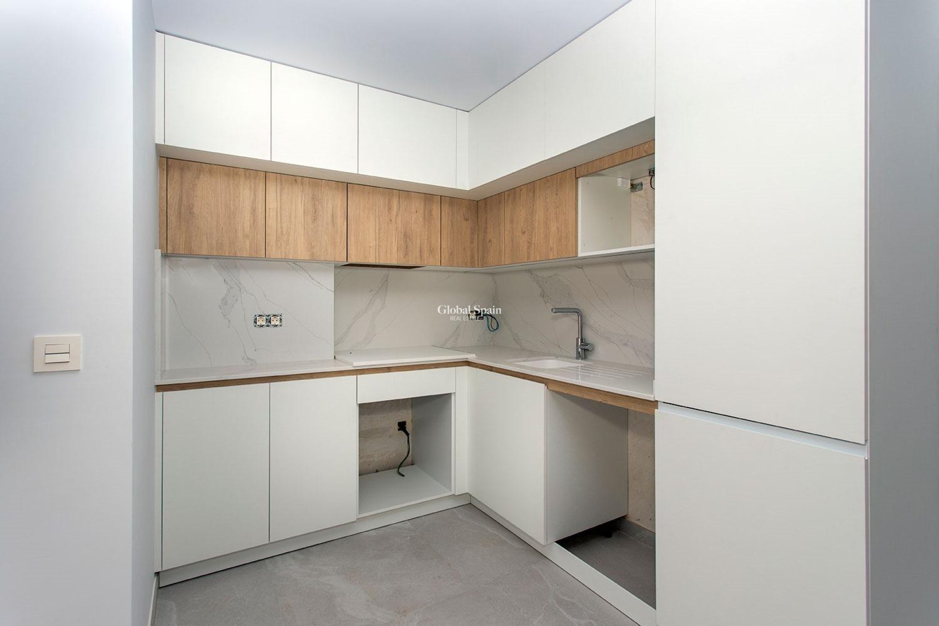 Venta - APARTAMENTO -
TORREVIEJA - Playa del Cura
