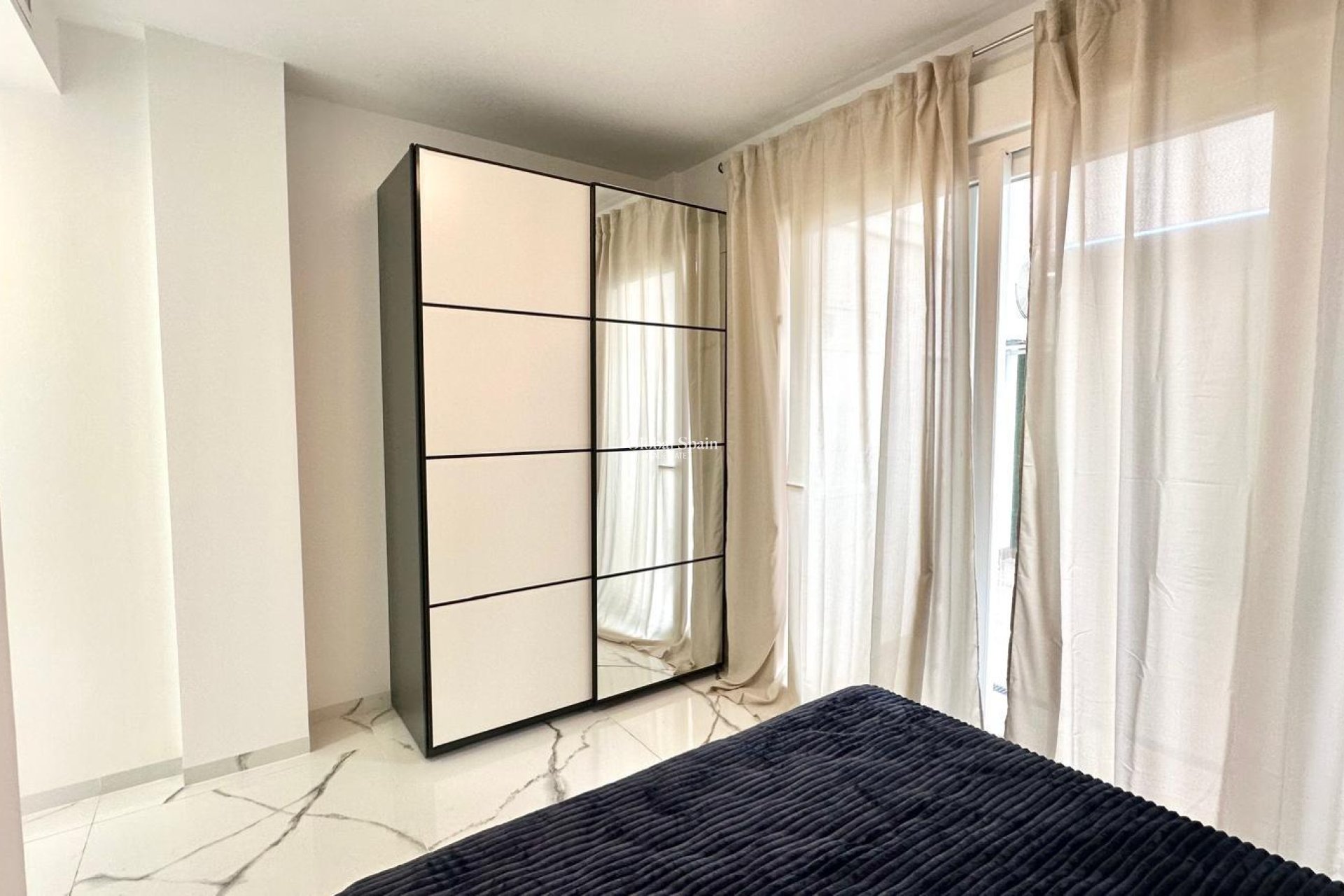 Venta - APARTAMENTO -
TORREVIEJA - Playa del Cura