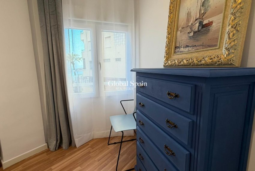 Venta - APARTAMENTO -
TORREVIEJA - Playa del Cura