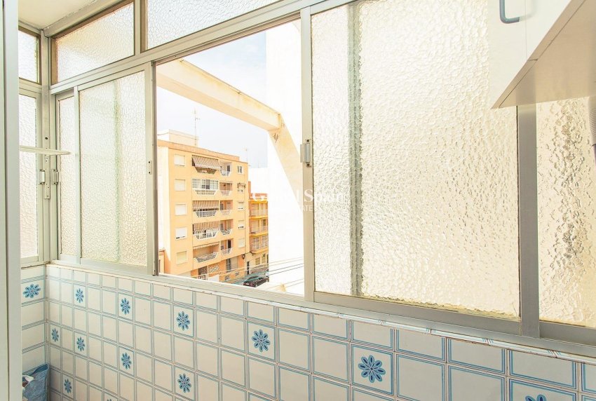 Venta - APARTAMENTO -
TORREVIEJA - Playa del Cura