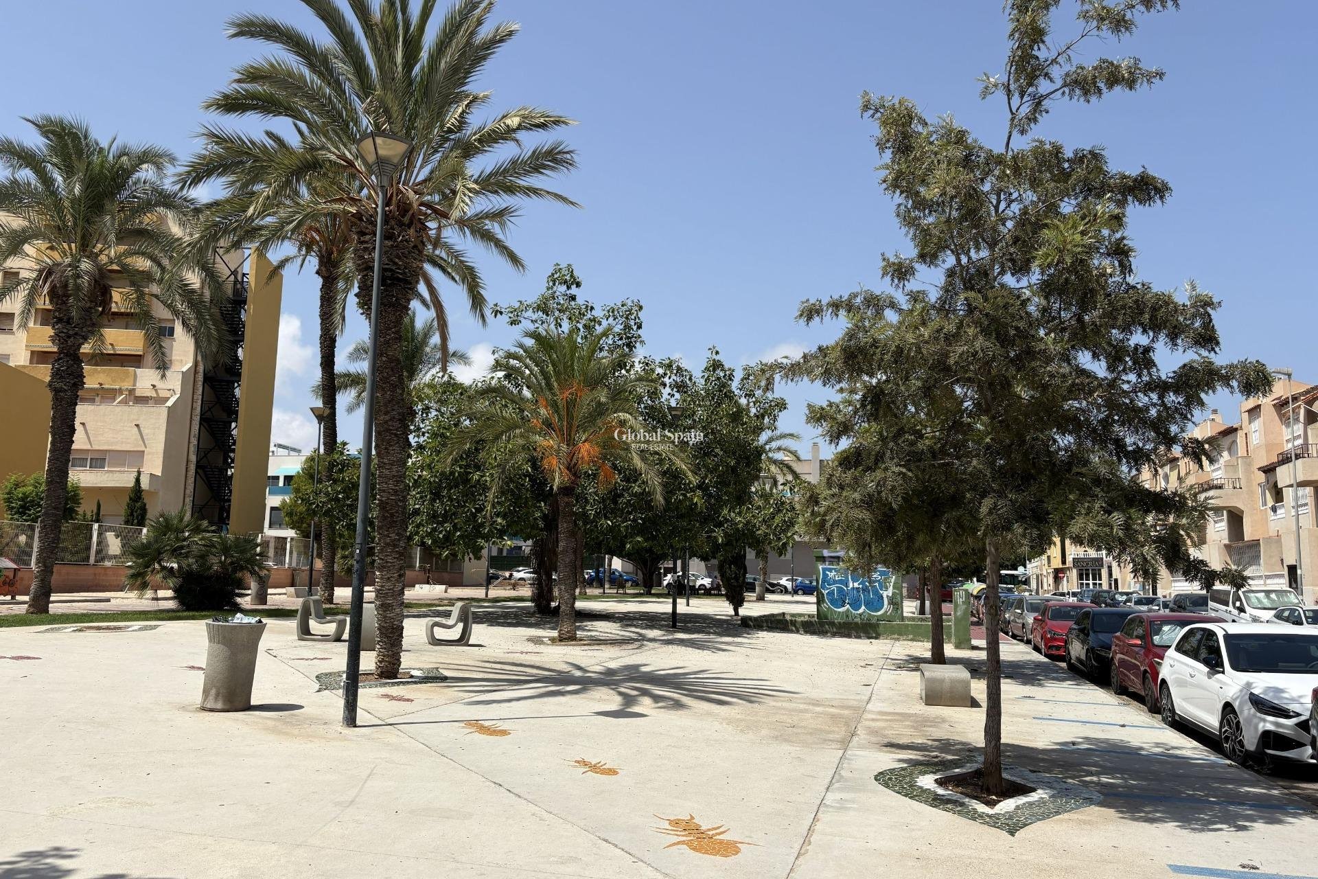 Venta - APARTAMENTO -
TORREVIEJA - Playa del Cura