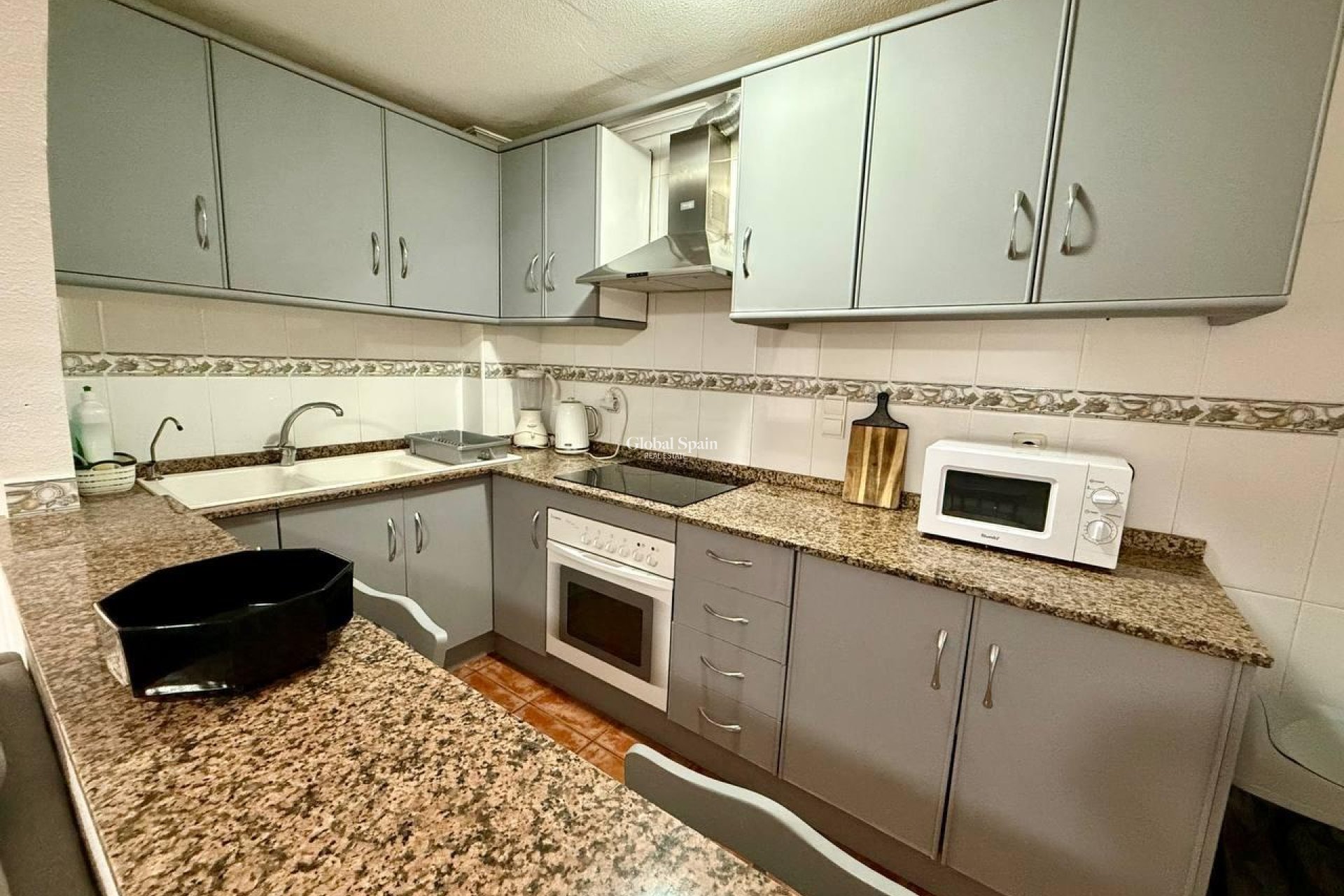 Venta - APARTAMENTO -
TORREVIEJA - Playa del Cura