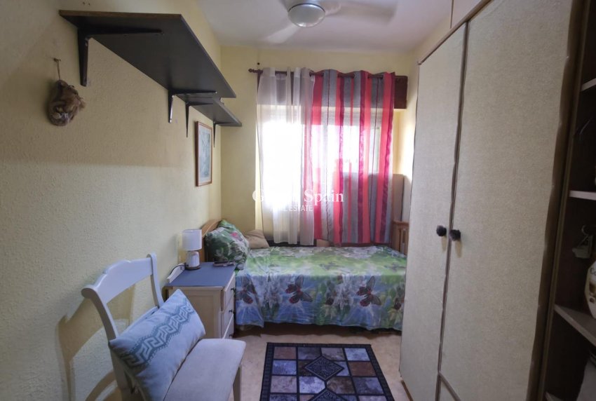 Venta - APARTAMENTO -
TORREVIEJA - Playa del Cura