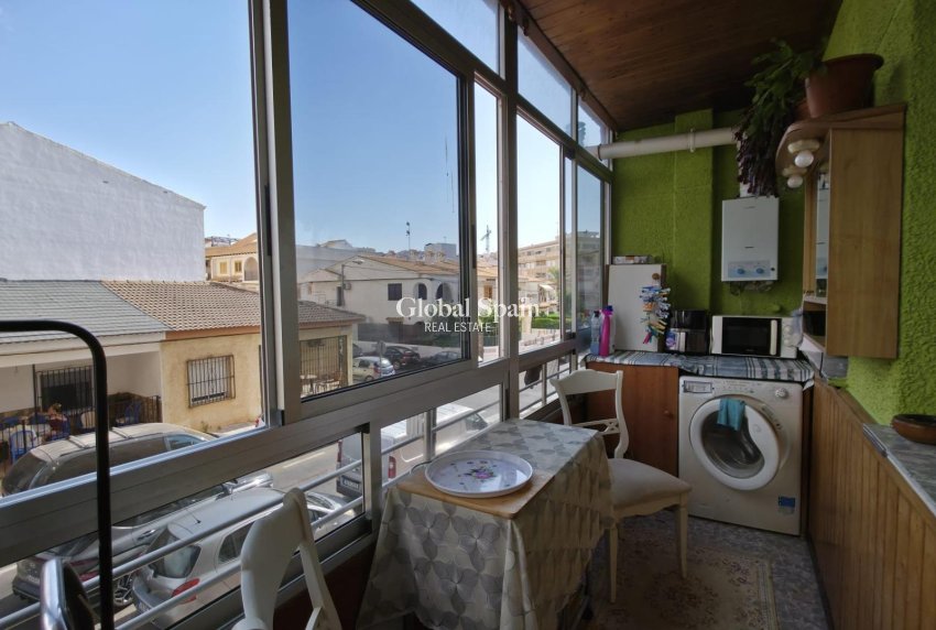 Venta - APARTAMENTO -
TORREVIEJA - Playa del Cura