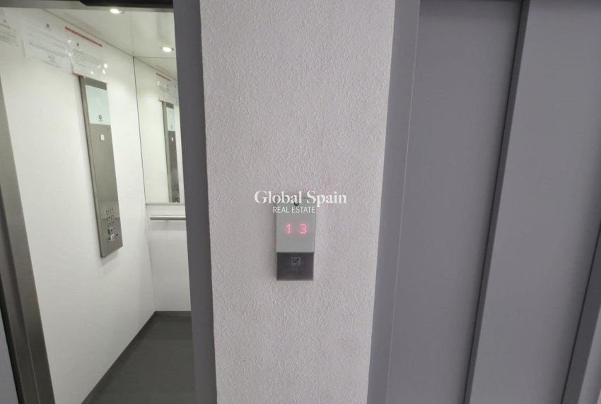 Venta - APARTAMENTO -
TORREVIEJA - Playa del Cura