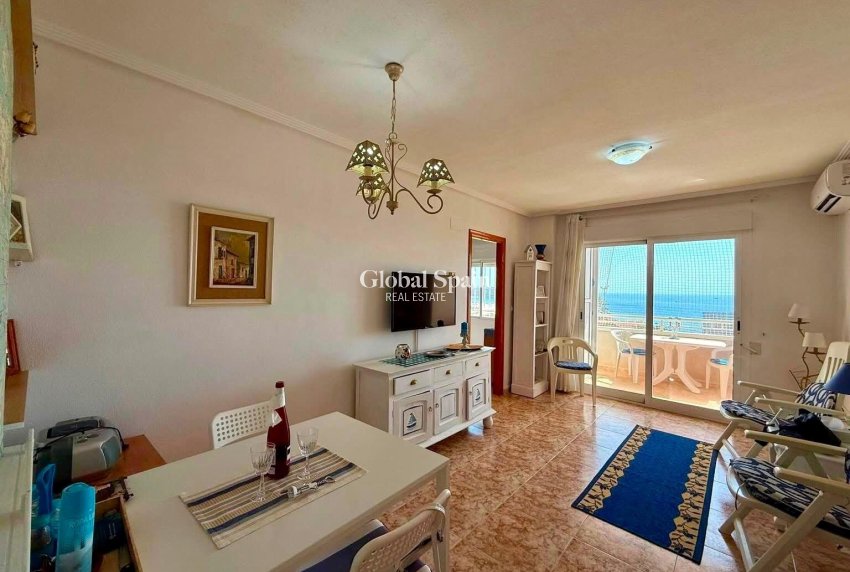 Venta - APARTAMENTO -
TORREVIEJA - Playa del Cura
