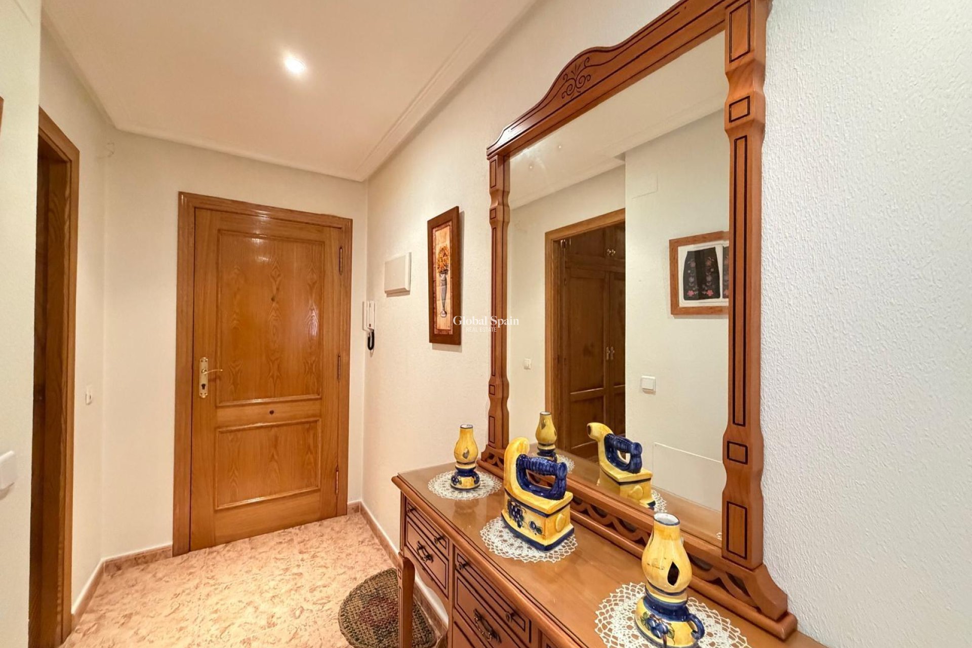 Venta - APARTAMENTO -
TORREVIEJA - Playa del Cura