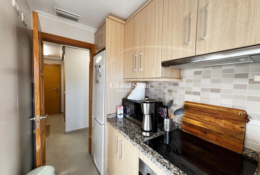 Venta - APARTAMENTO -
TORREVIEJA - Playa del Cura