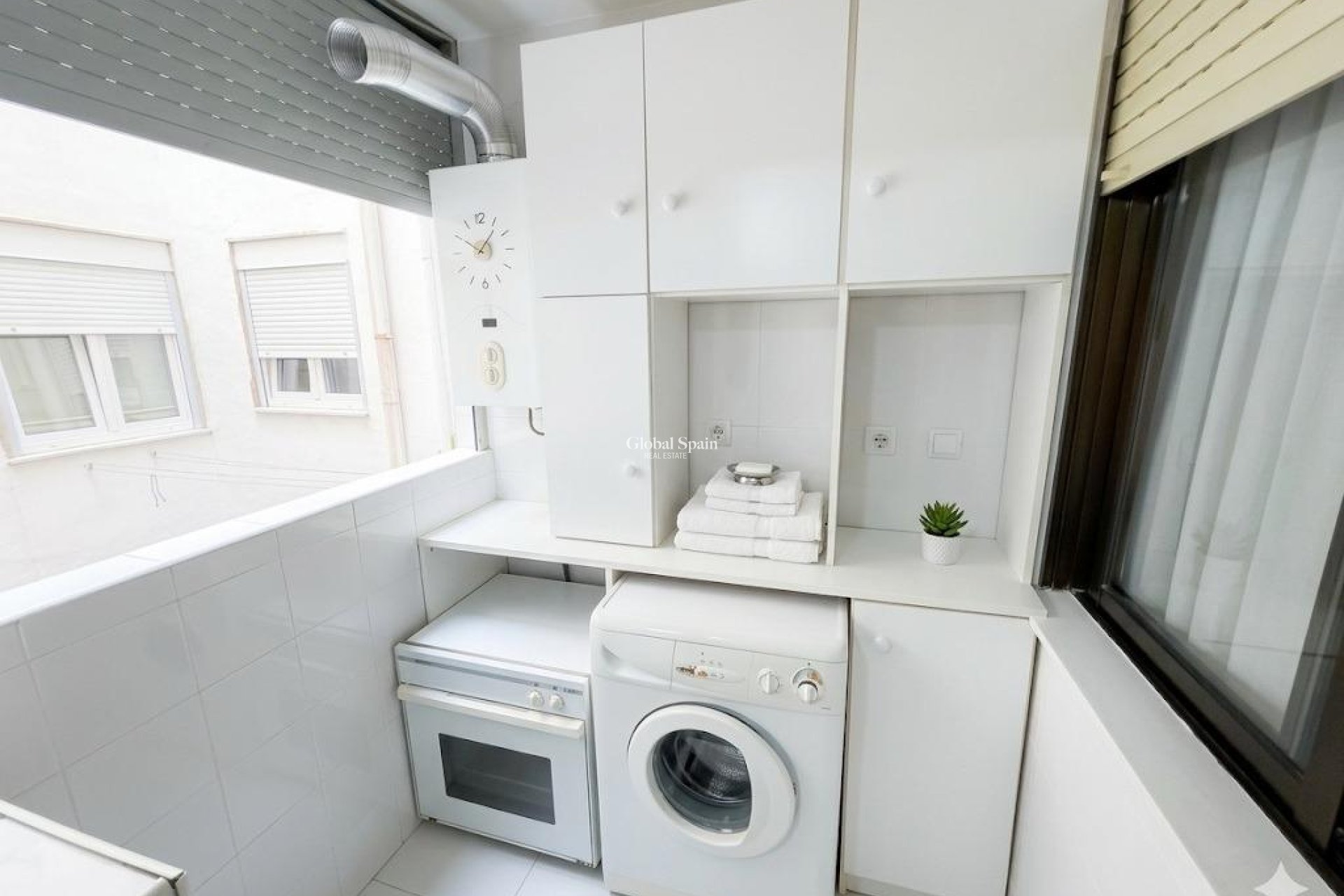Venta - APARTAMENTO -
TORREVIEJA - Playa del cura