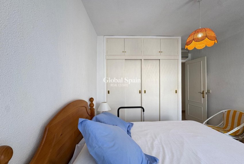 Venta - APARTAMENTO -
TORREVIEJA - Playa del Cura