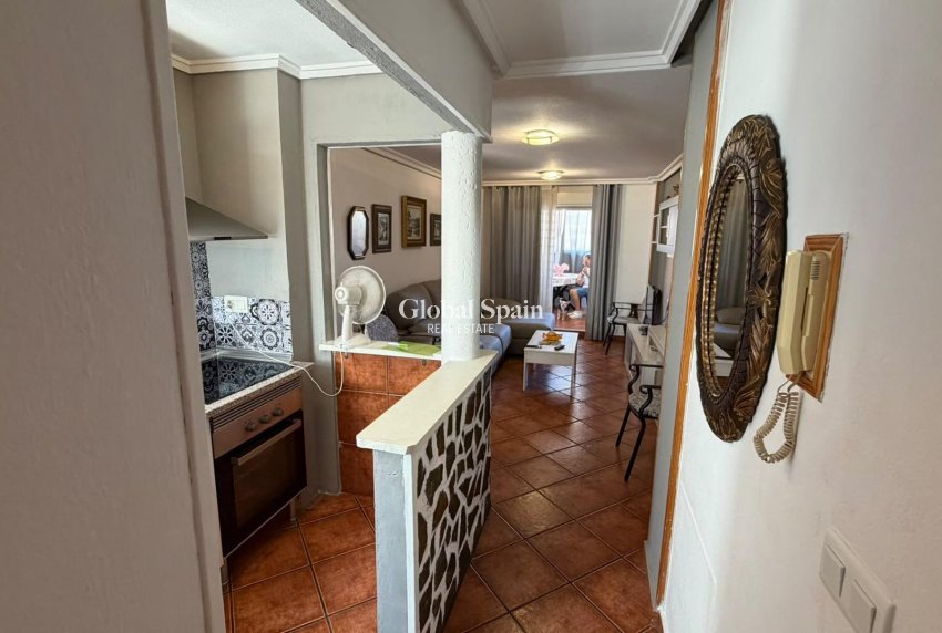Venta - APARTAMENTO -
TORREVIEJA - Playa del Cura