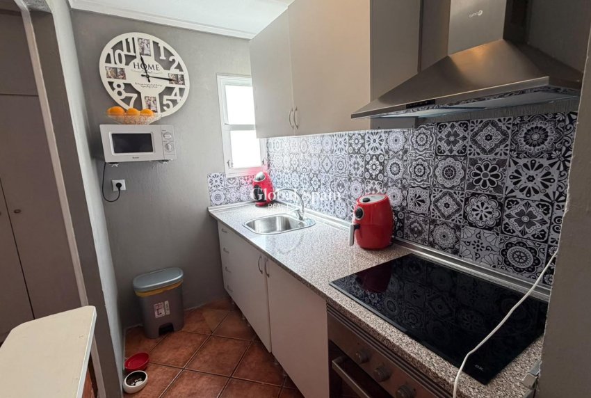 Venta - APARTAMENTO -
TORREVIEJA - Playa del Cura
