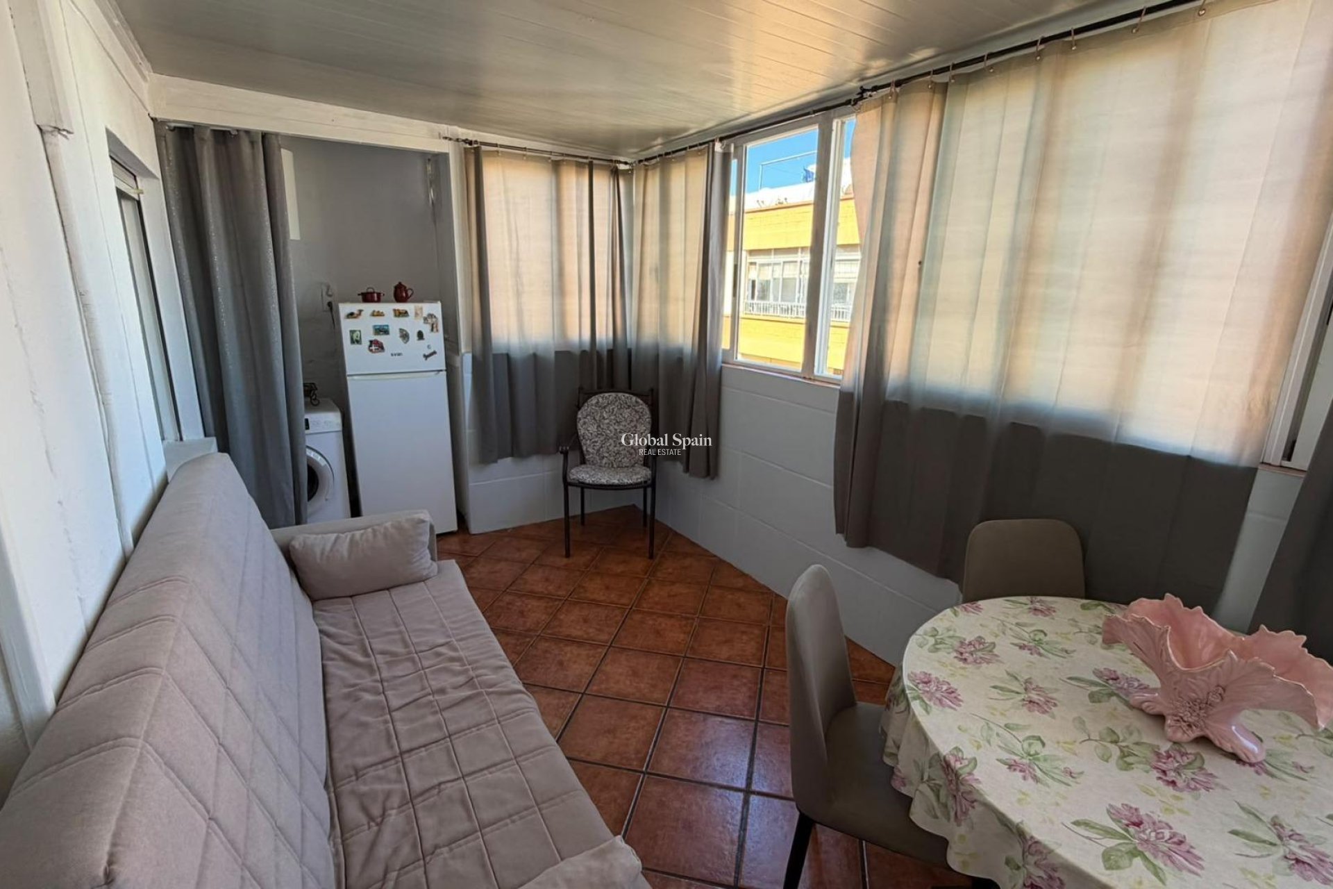 Venta - APARTAMENTO -
TORREVIEJA - Playa del Cura
