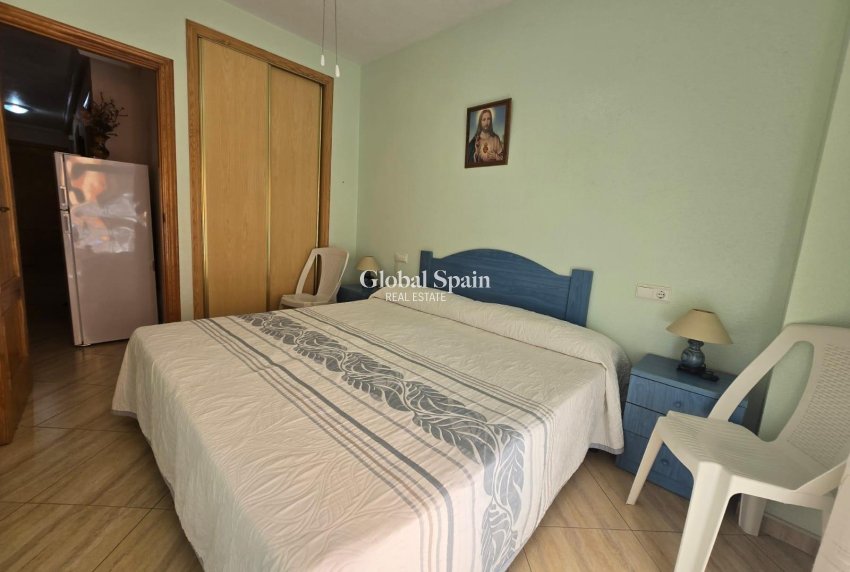 Venta - APARTAMENTO -
TORREVIEJA - Playa del Cura