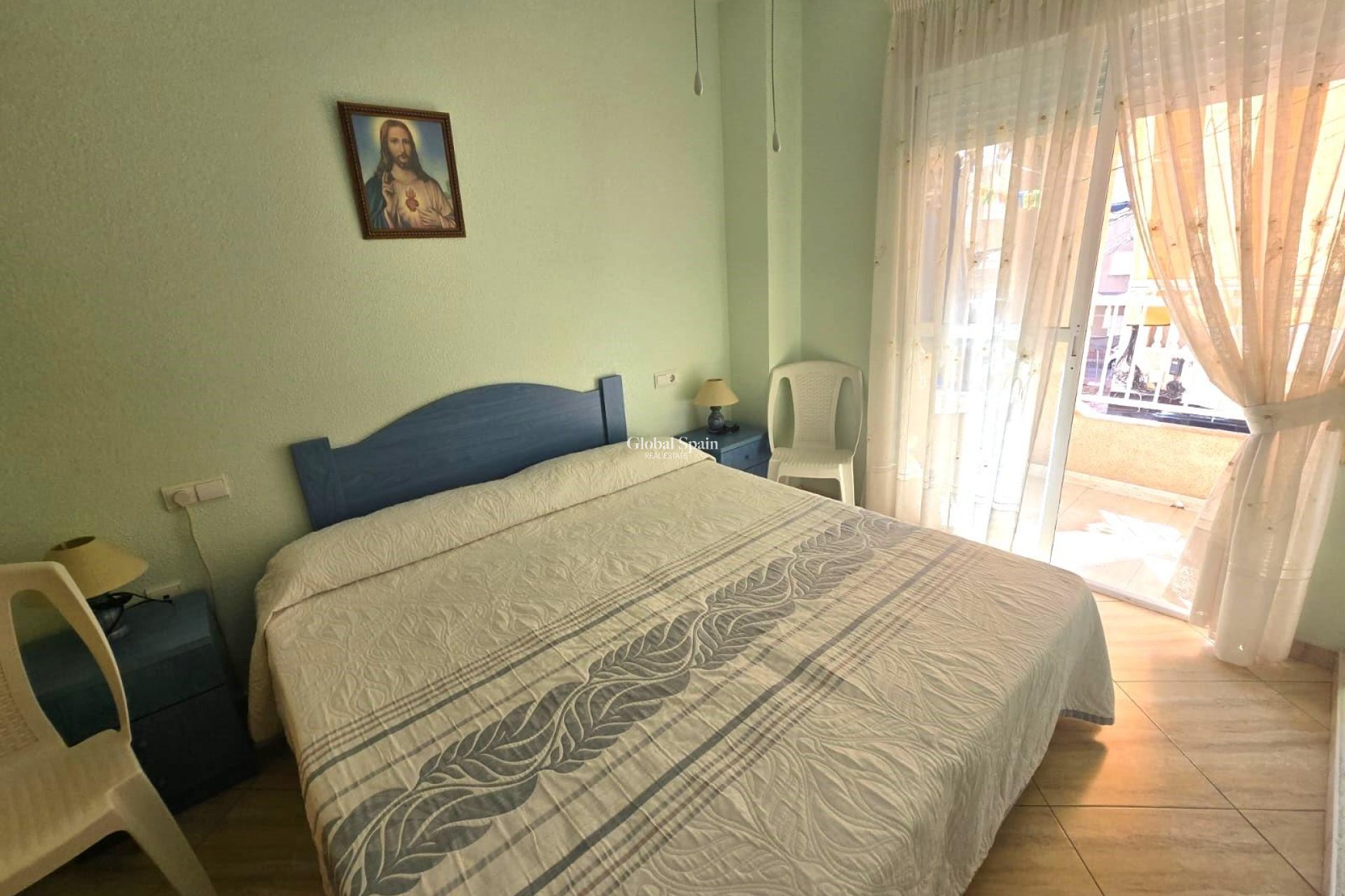 Venta - APARTAMENTO -
TORREVIEJA - Playa del Cura