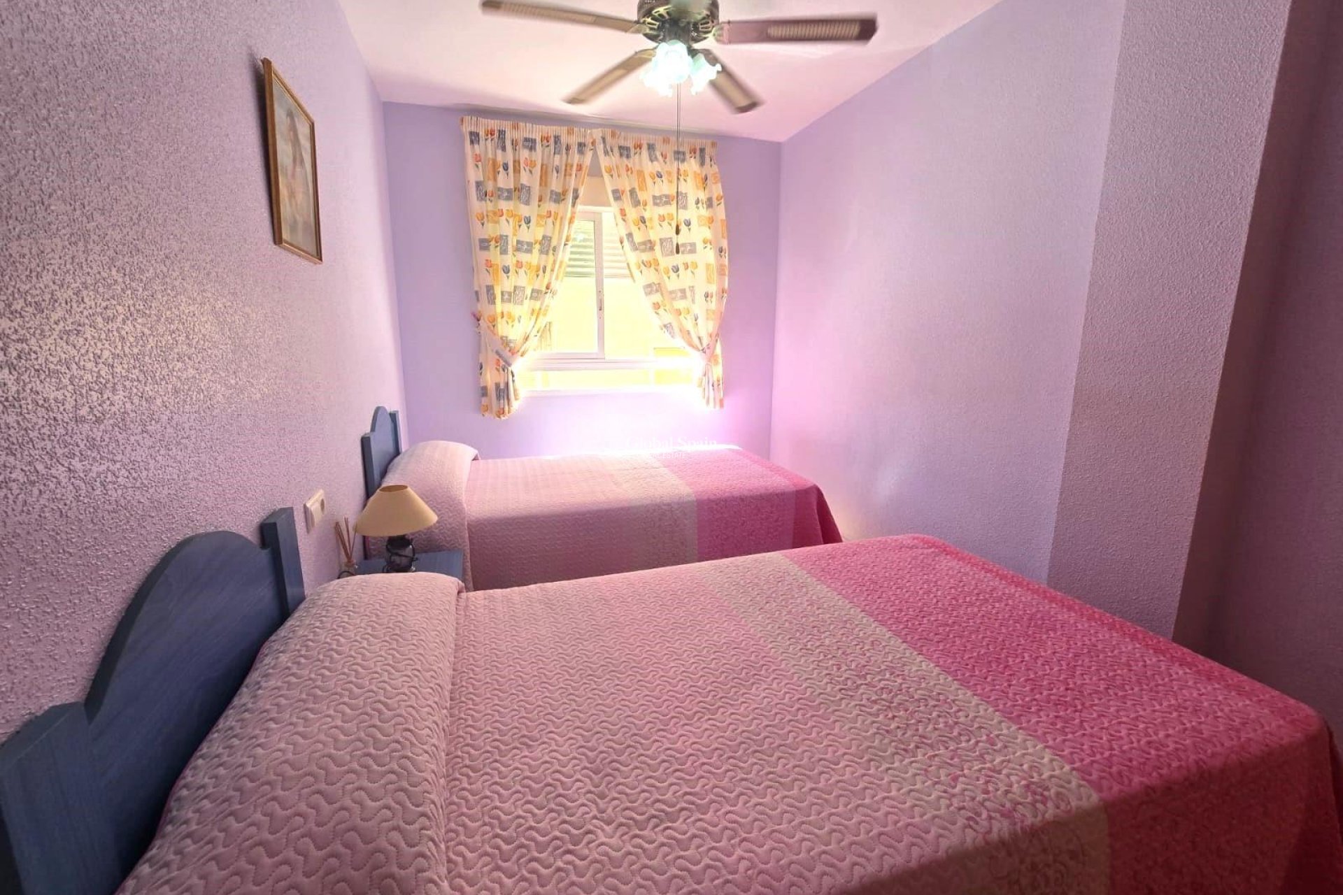 Venta - APARTAMENTO -
TORREVIEJA - Playa del Cura